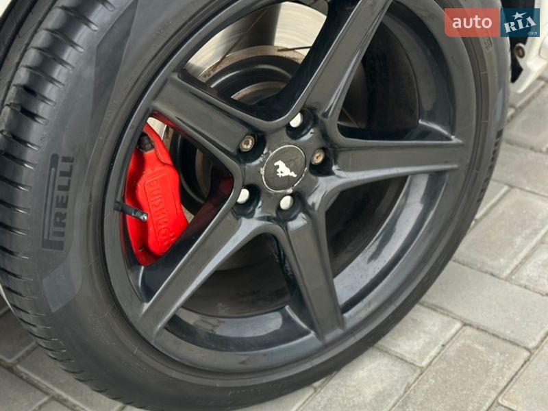 Кабріолет Ford Mustang 2006 в Чернівцях фото 10 Кабріолет Ford Mustang 2006 в Чернівцях