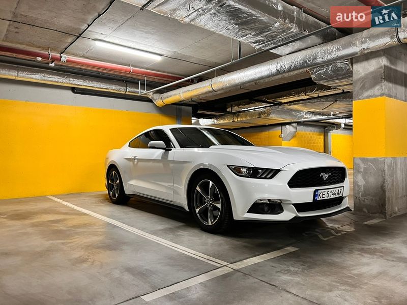Купе Ford Mustang 2015 в Дніпрі фото 4 Купе Ford Mustang 2015 в Дніпрі