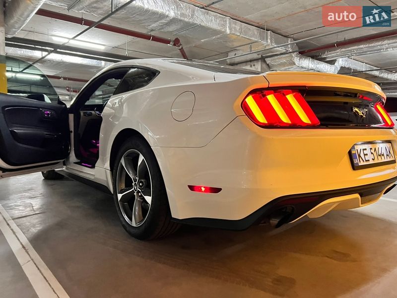 Купе Ford Mustang 2015 в Дніпрі фото 7 Купе Ford Mustang 2015 в Дніпрі