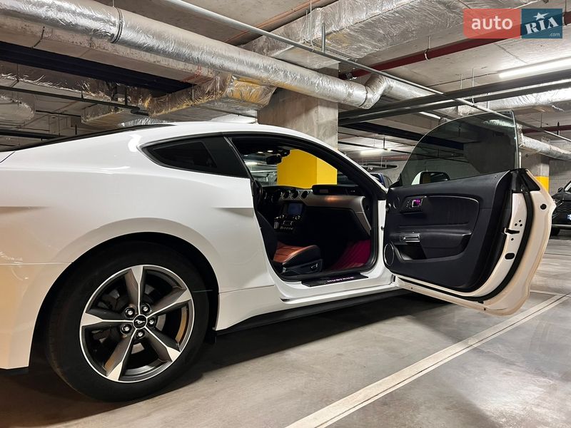 Купе Ford Mustang 2015 в Дніпрі фото 12 Купе Ford Mustang 2015 в Дніпрі