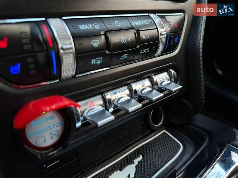Купе Ford Mustang 2015 в Киеве фото 14 Купе Ford Mustang 2015 в Киеве