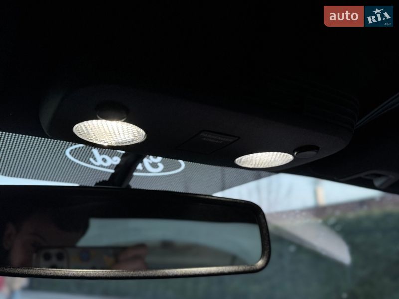 Купе Ford Mustang 2015 в Киеве фото 37 Купе Ford Mustang 2015 в Киеве