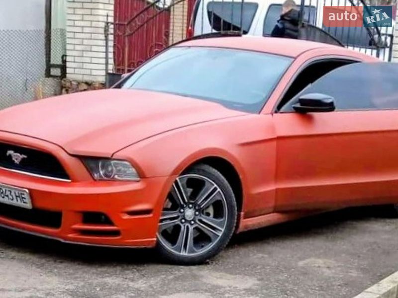 Купе Ford Mustang 2012 в Житомире фото 4 Купе Ford Mustang 2012 в Житомире