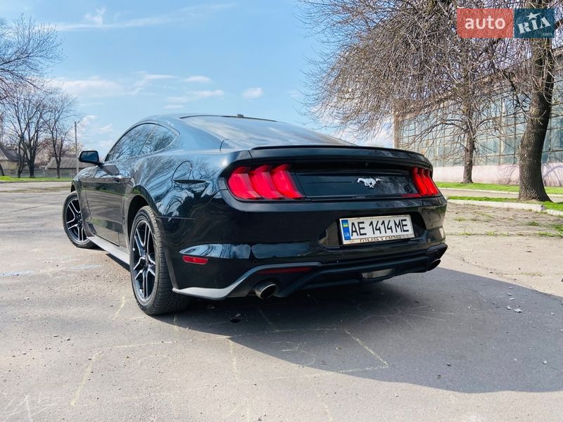 Купе Ford Mustang 2017 в Каменском