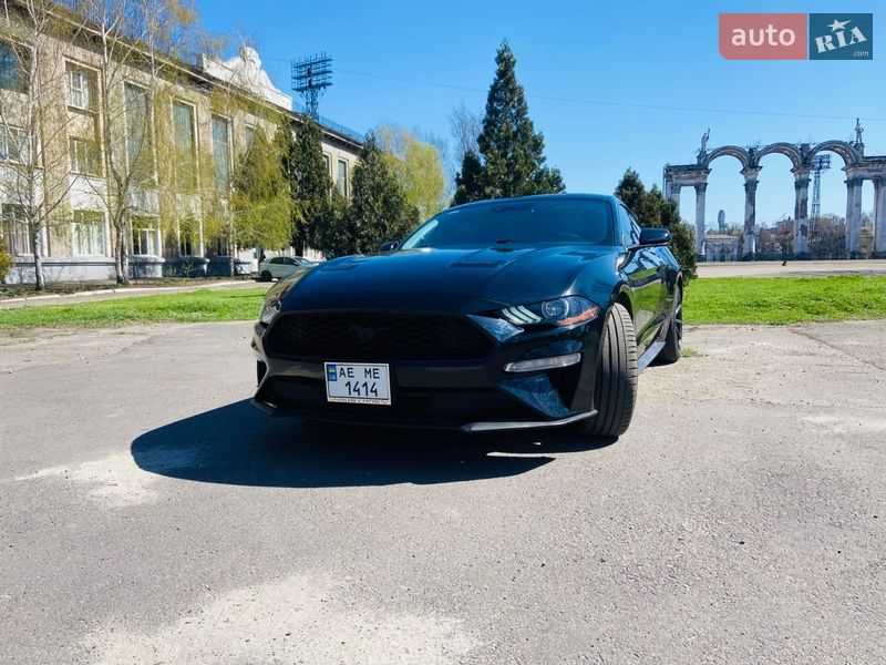 Купе Ford Mustang 2017 в Каменском