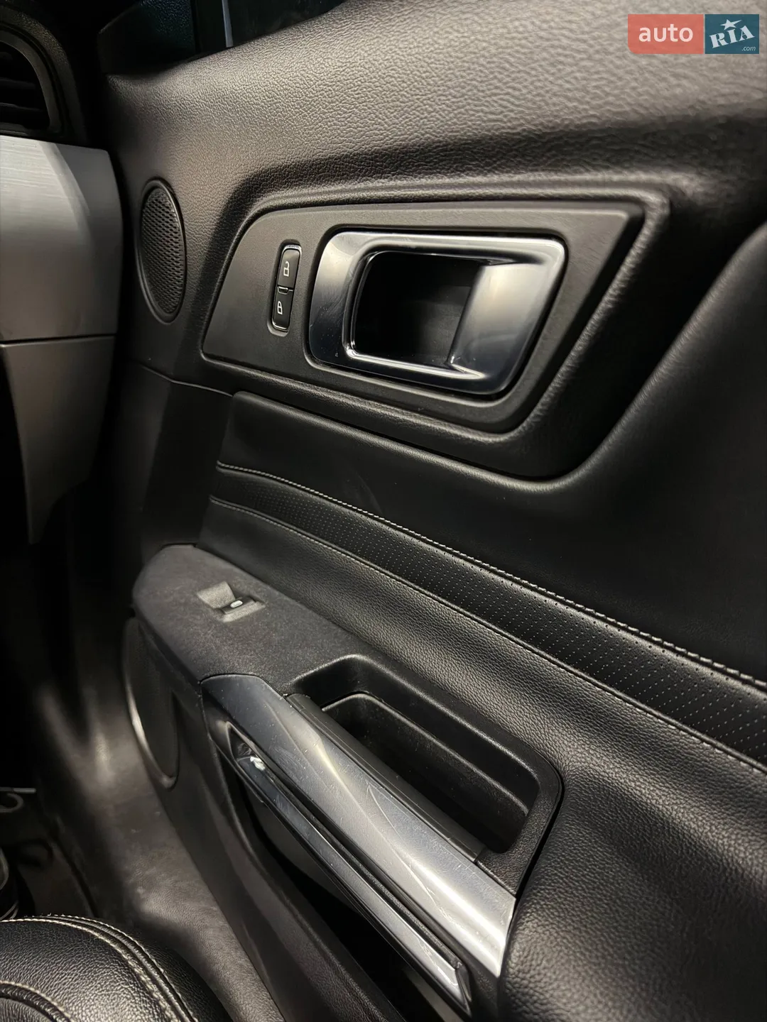 2015 Ford Mustang - мініатюра 38