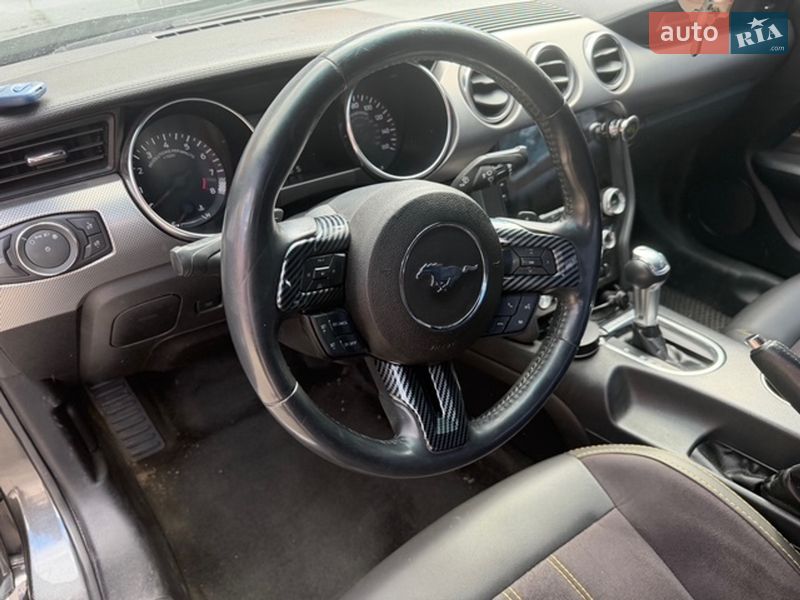Купе Ford Mustang 2018 в Ананьеве