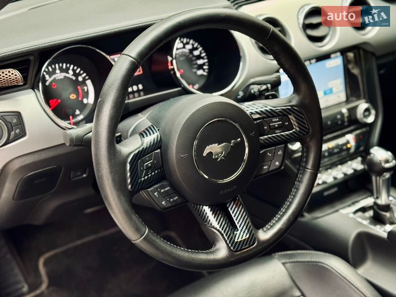 Купе Ford Mustang 2016 в Львові