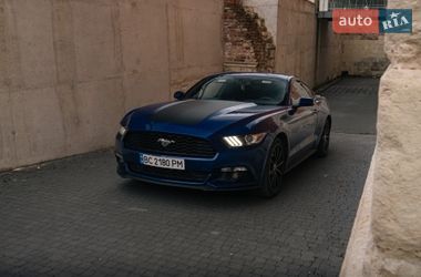 Купе Ford Mustang 2015 в Львові