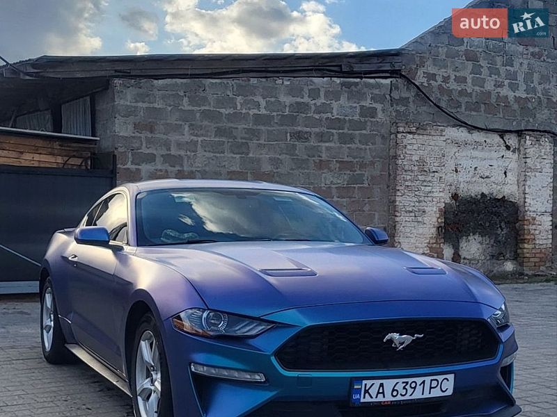 Купе Ford Mustang 2018 в Києві