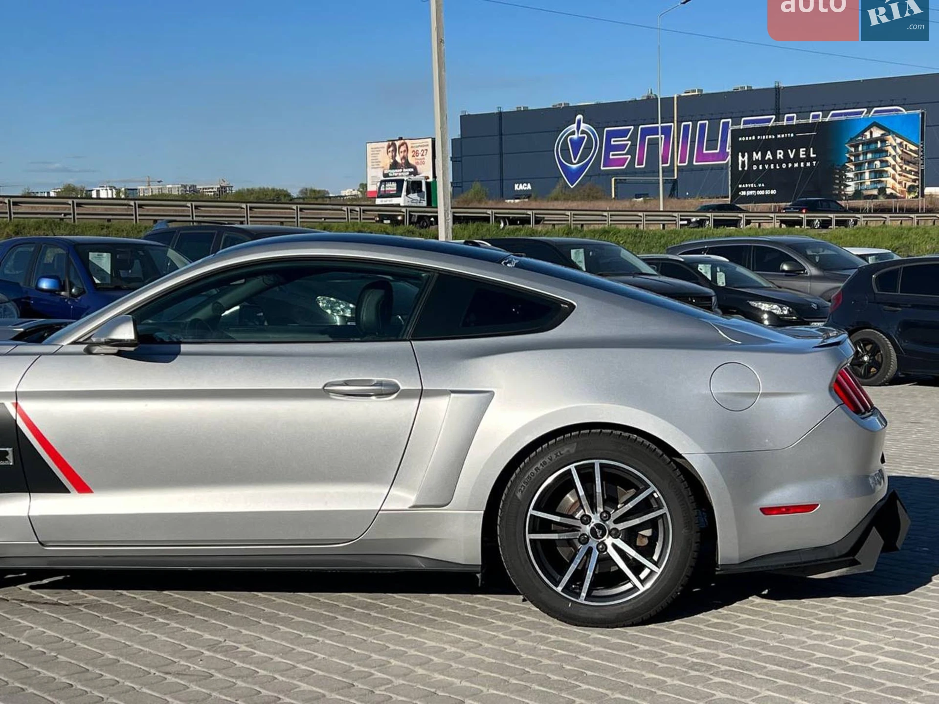 2017 Ford Mustang - мініатюра 6