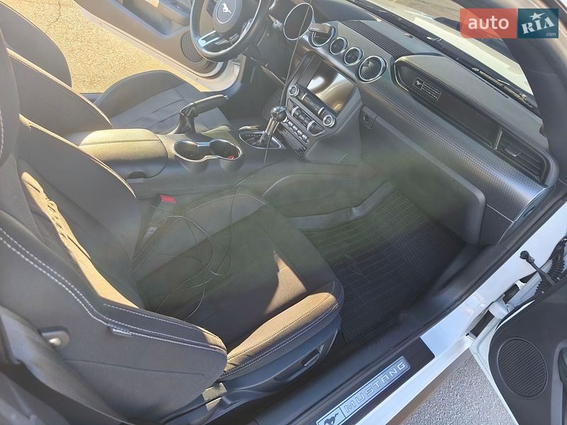 Купе Ford Mustang 2020 в Киеве