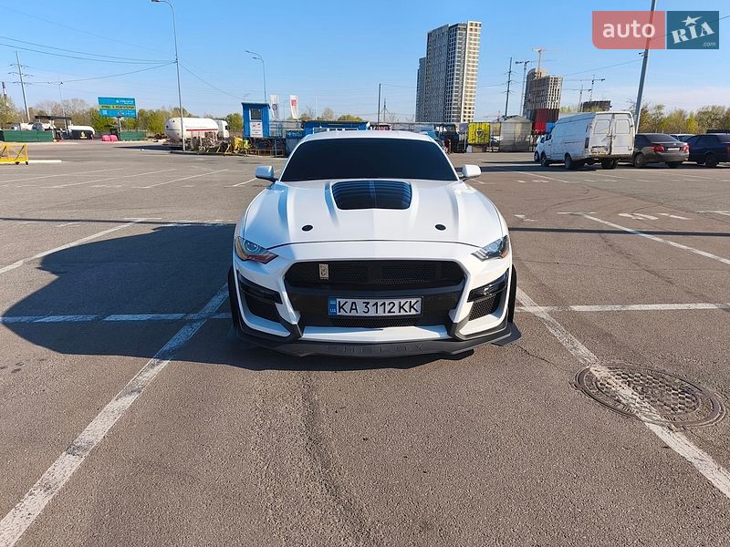 Купе Ford Mustang 2020 в Киеве
