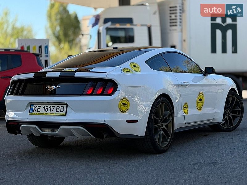 Купе Ford Mustang 2015 в Дніпрі