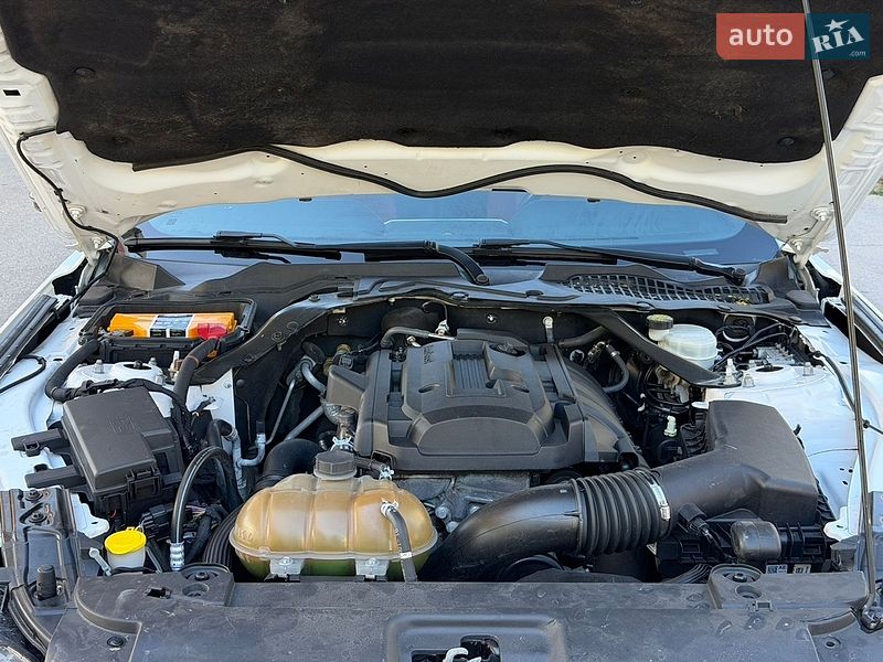 Купе Ford Mustang 2015 в Дніпрі