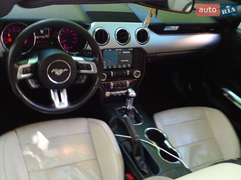Кабріолет Ford Mustang 2015 в Одесі
