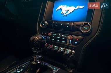 Купе Ford Mustang 2018 в Киеве