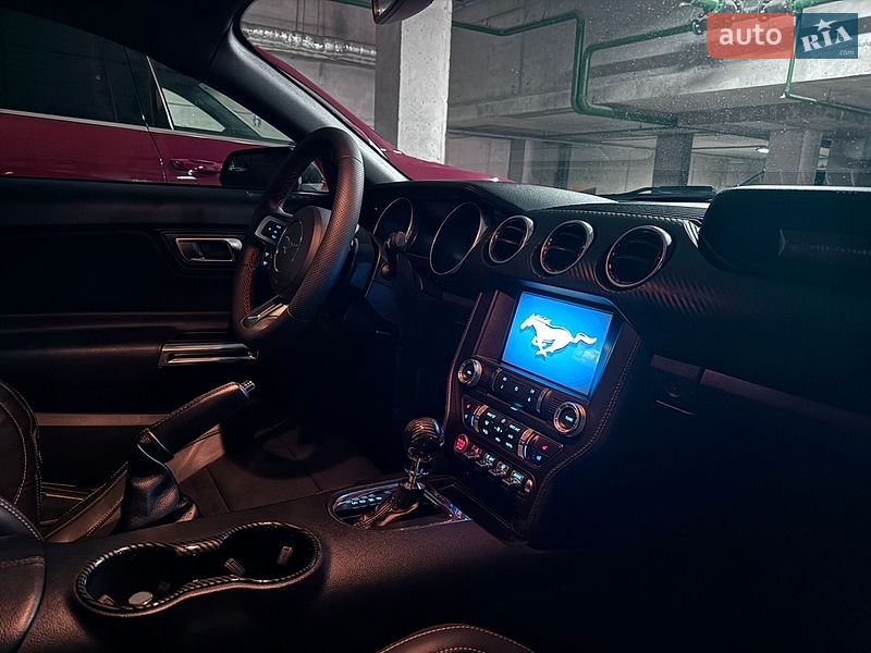 Купе Ford Mustang 2018 в Киеве