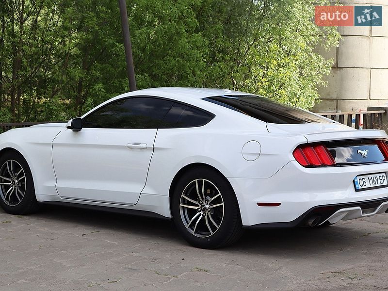 Купе Ford Mustang 2017 в Чернігові