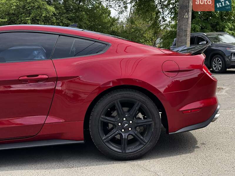 Купе Ford Mustang 2020 в Киеве