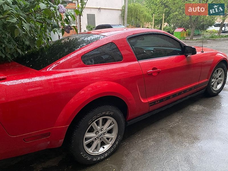 Купе Ford Mustang 2008 в Кропивницькому