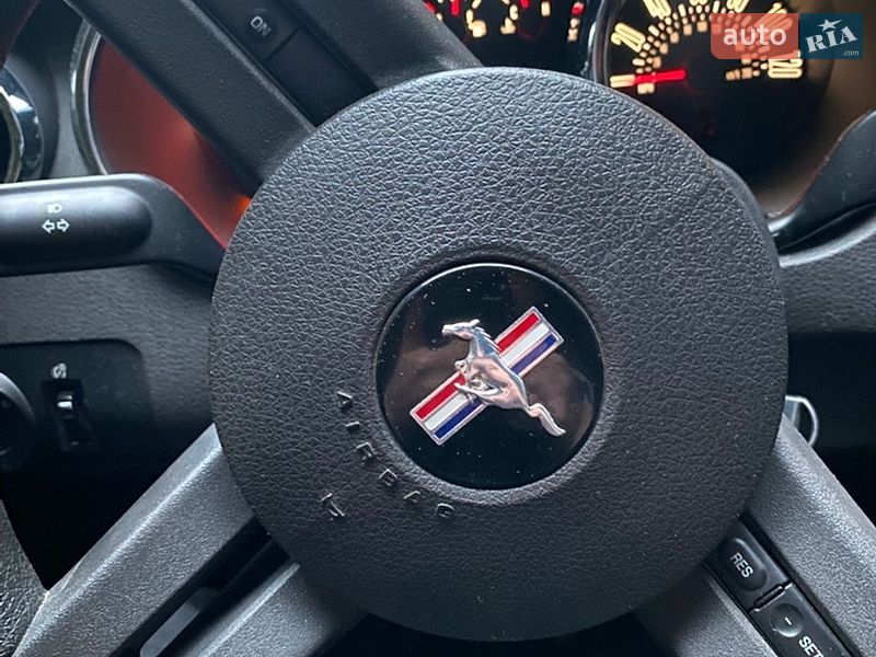 Купе Ford Mustang 2008 в Кропивницькому