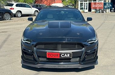 Кабриолет Ford Mustang 2019 в Киеве