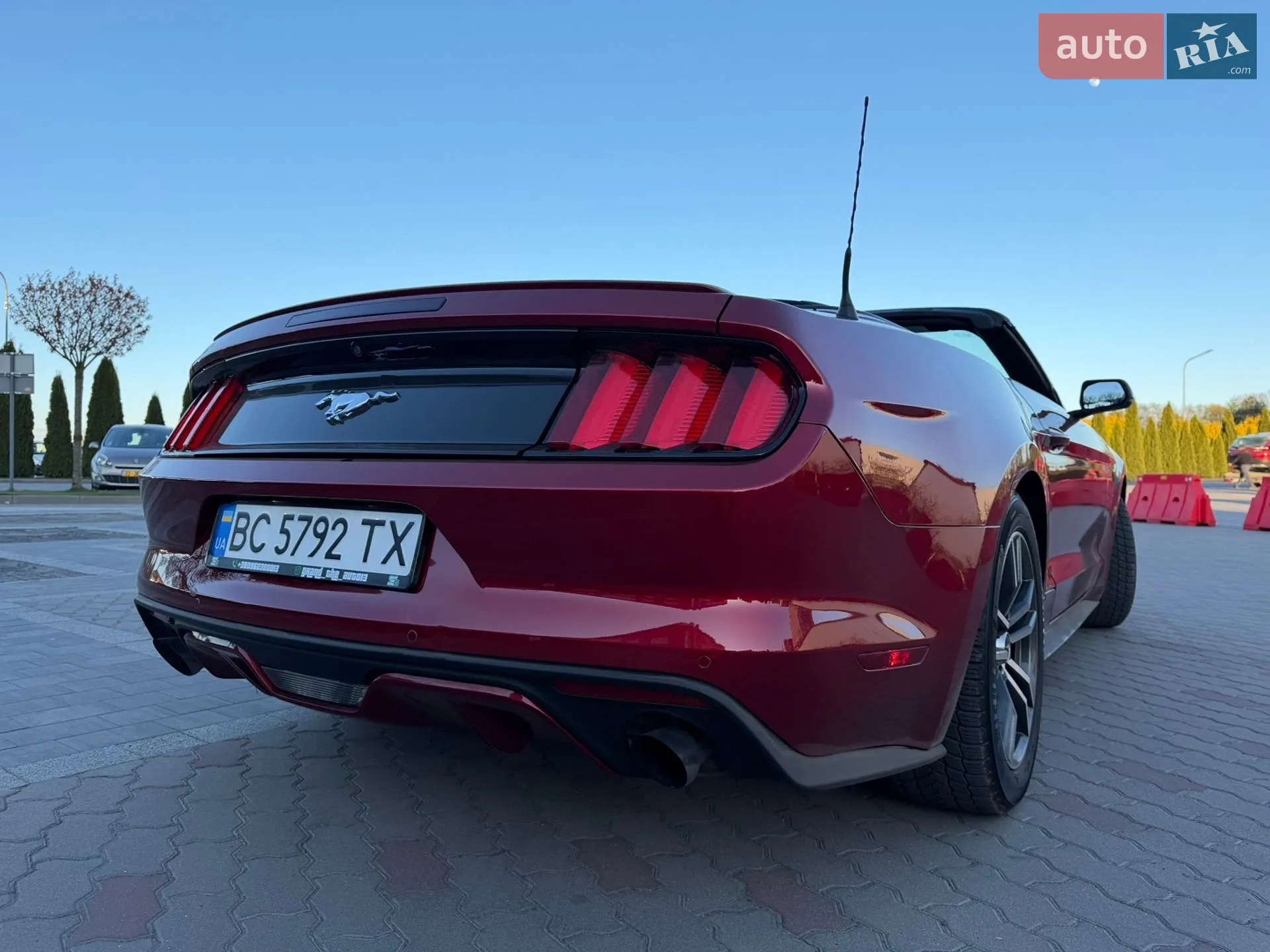 2016 Ford Mustang - мініатюра 8