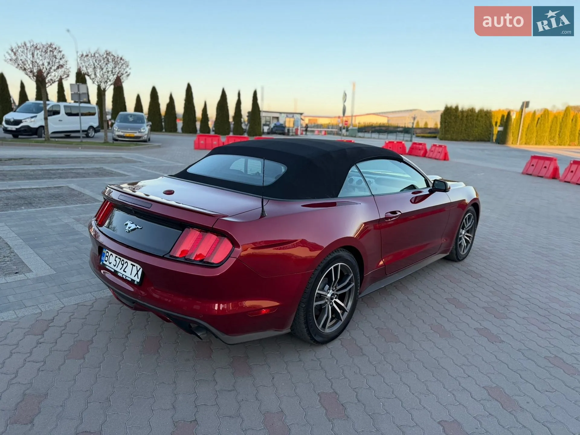 2016 Ford Mustang - мініатюра 35