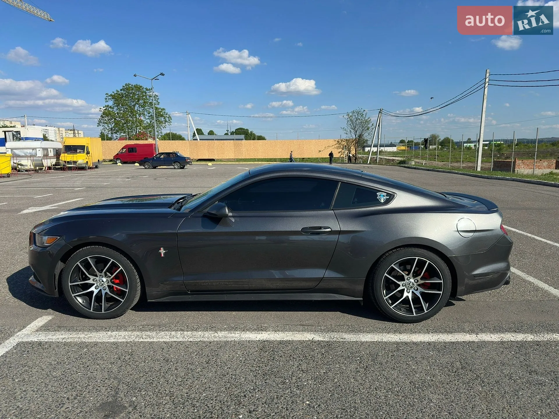 2015 Ford Mustang - мініатюра 9