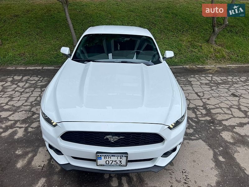Купе Ford Mustang 2015 в Сумах