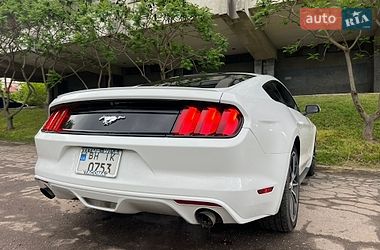 Купе Ford Mustang 2015 в Сумах