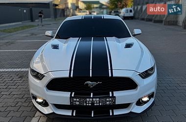 Купе Ford Mustang 2015 в Ивано-Франковске