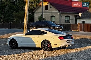 Купе Ford Mustang 2015 в Ивано-Франковске