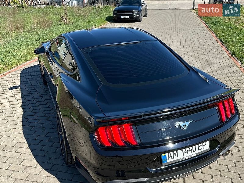 Купе Ford Mustang 2018 в Києві