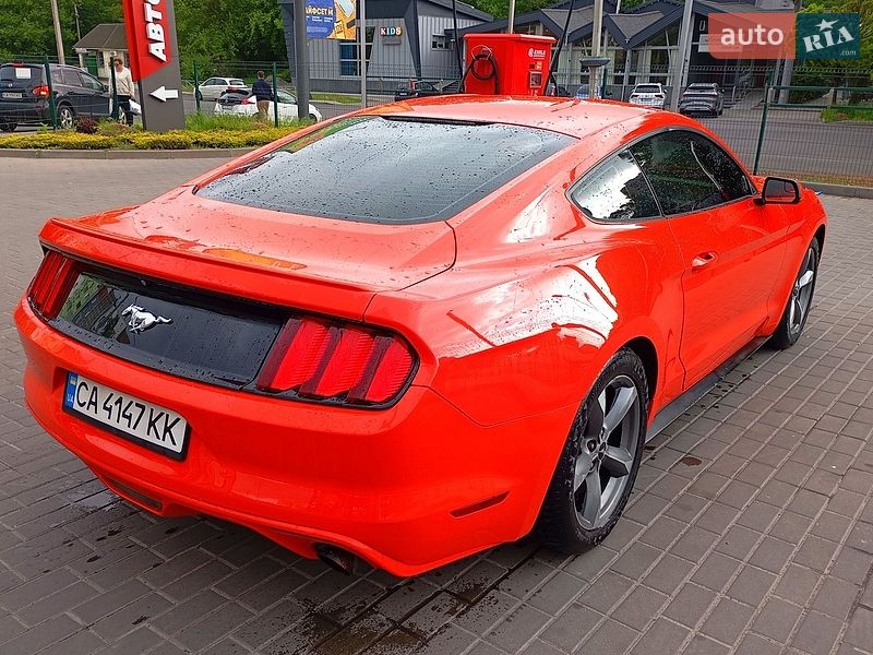 Купе Ford Mustang 2015 в Черкассах