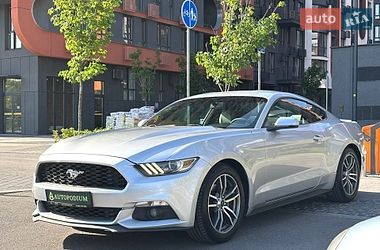 Купе Ford Mustang 2014 в Києві