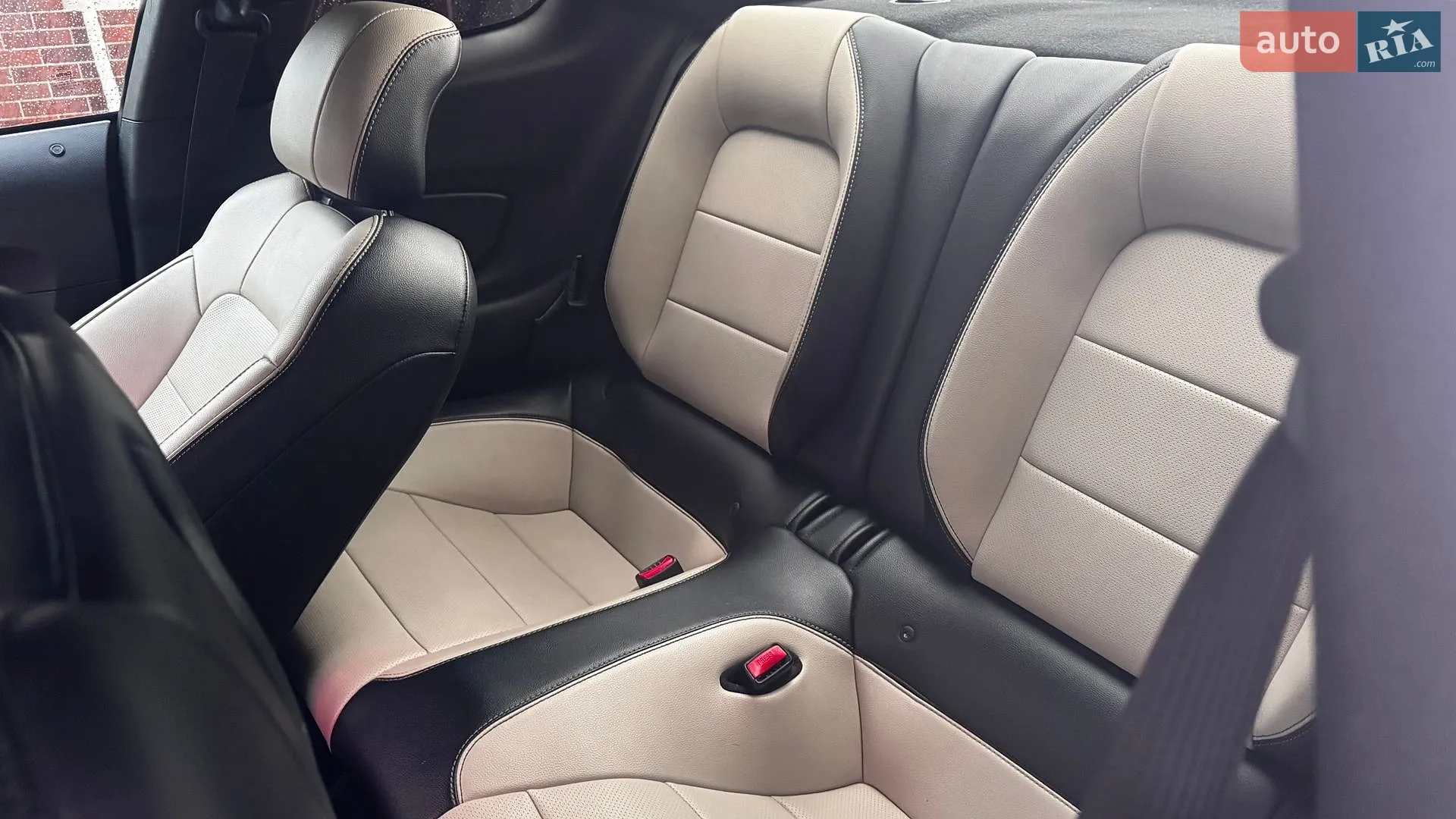 2016 Ford Mustang - мініатюра 9