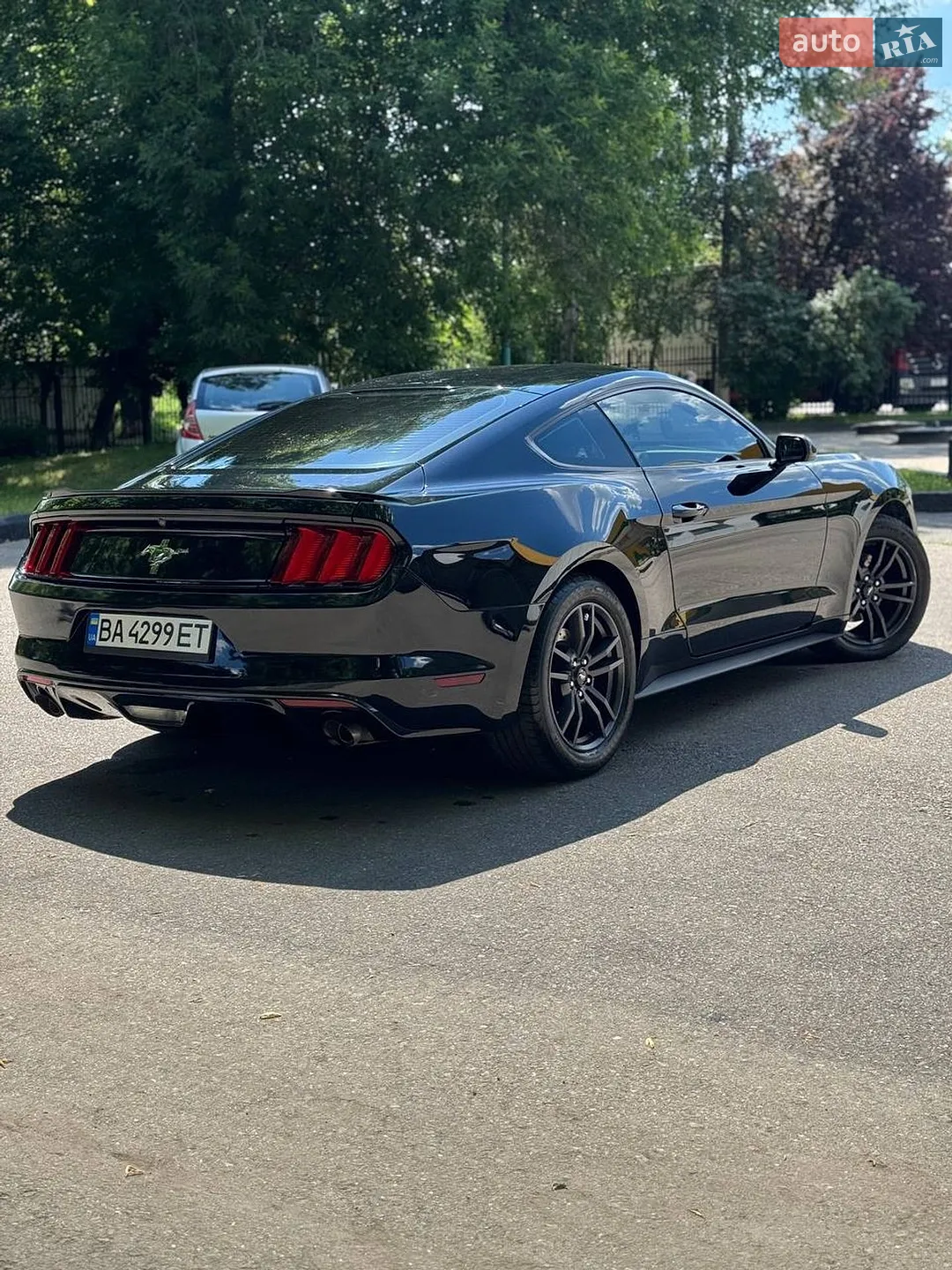 2015 Ford Mustang - мініатюра 12