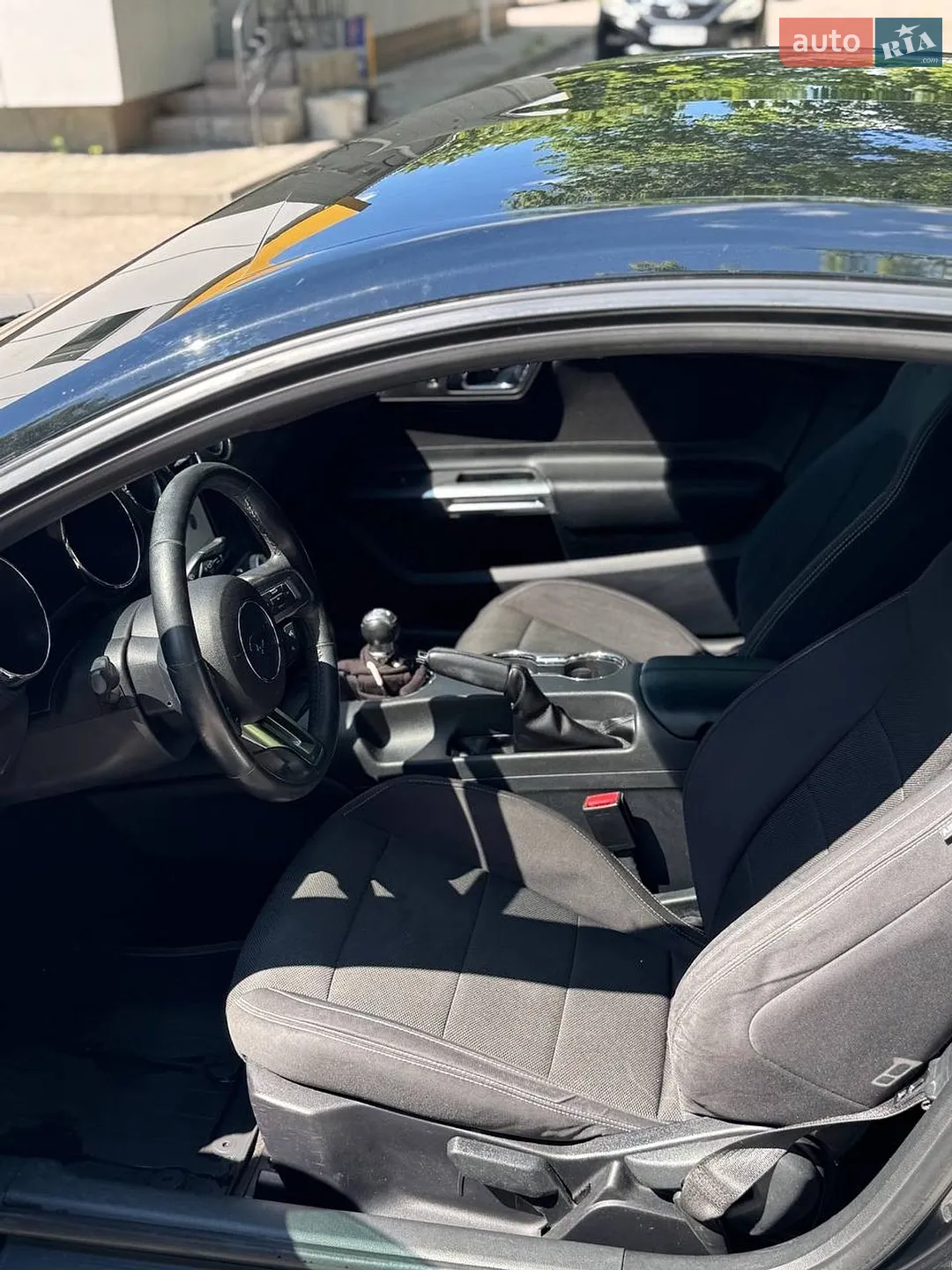 2015 Ford Mustang - мініатюра 16