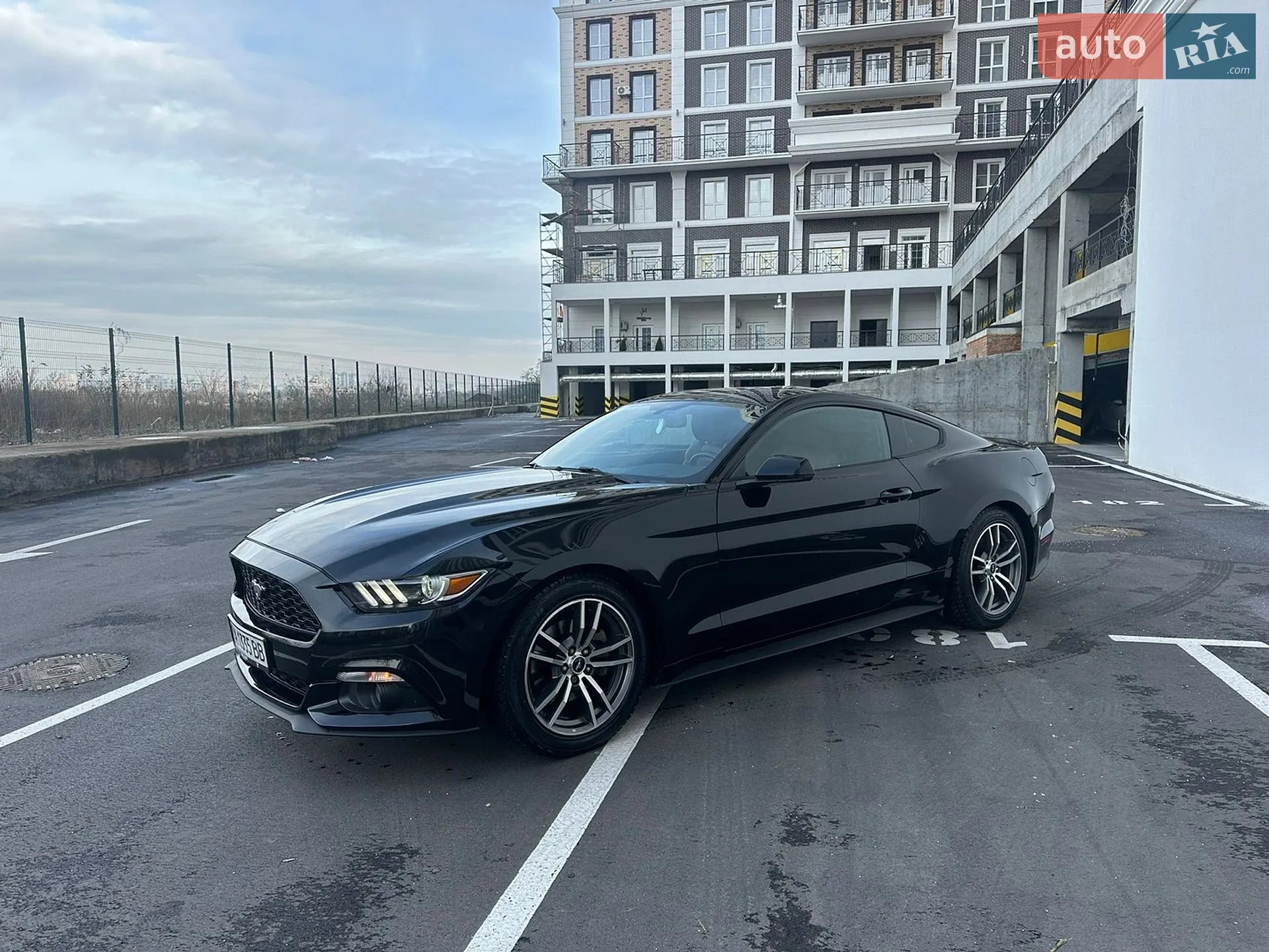 2014 Ford Mustang - мініатюра 5