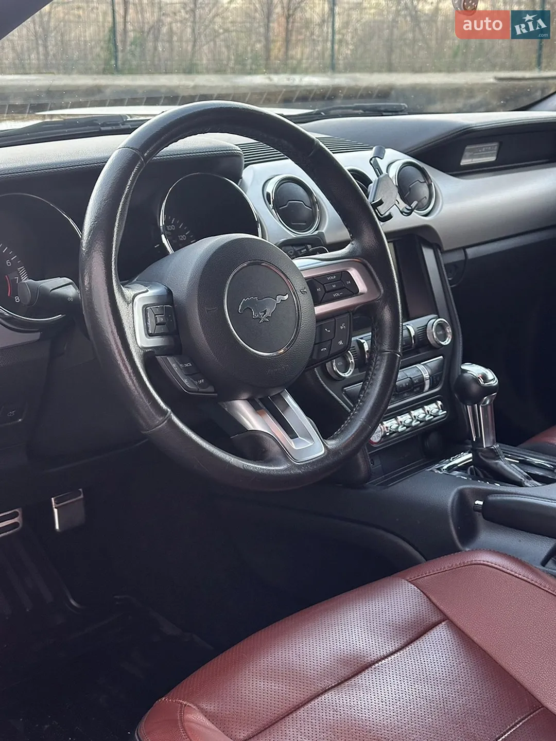 2014 Ford Mustang - мініатюра 13