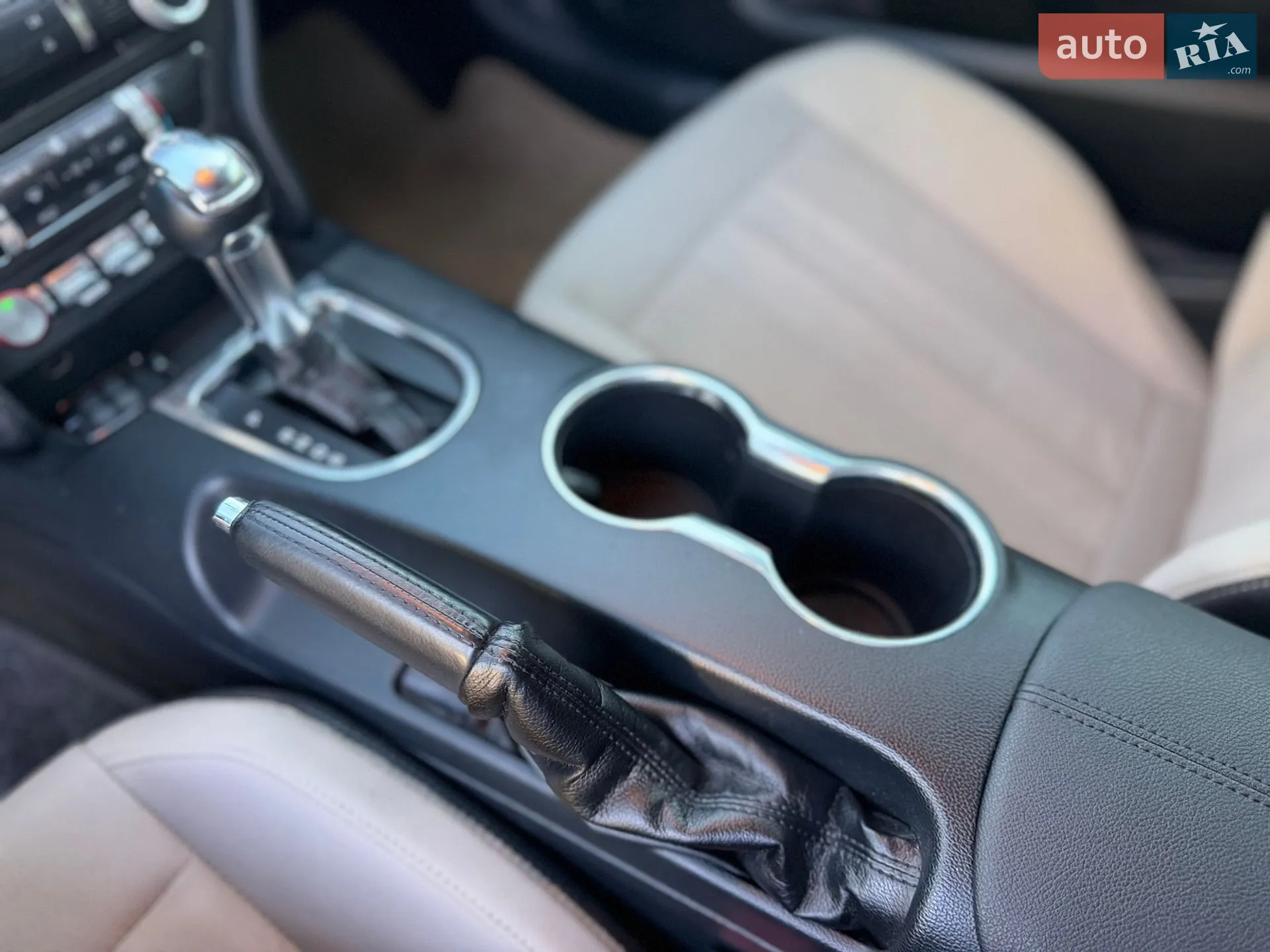 2017 Ford Mustang - мініатюра 27