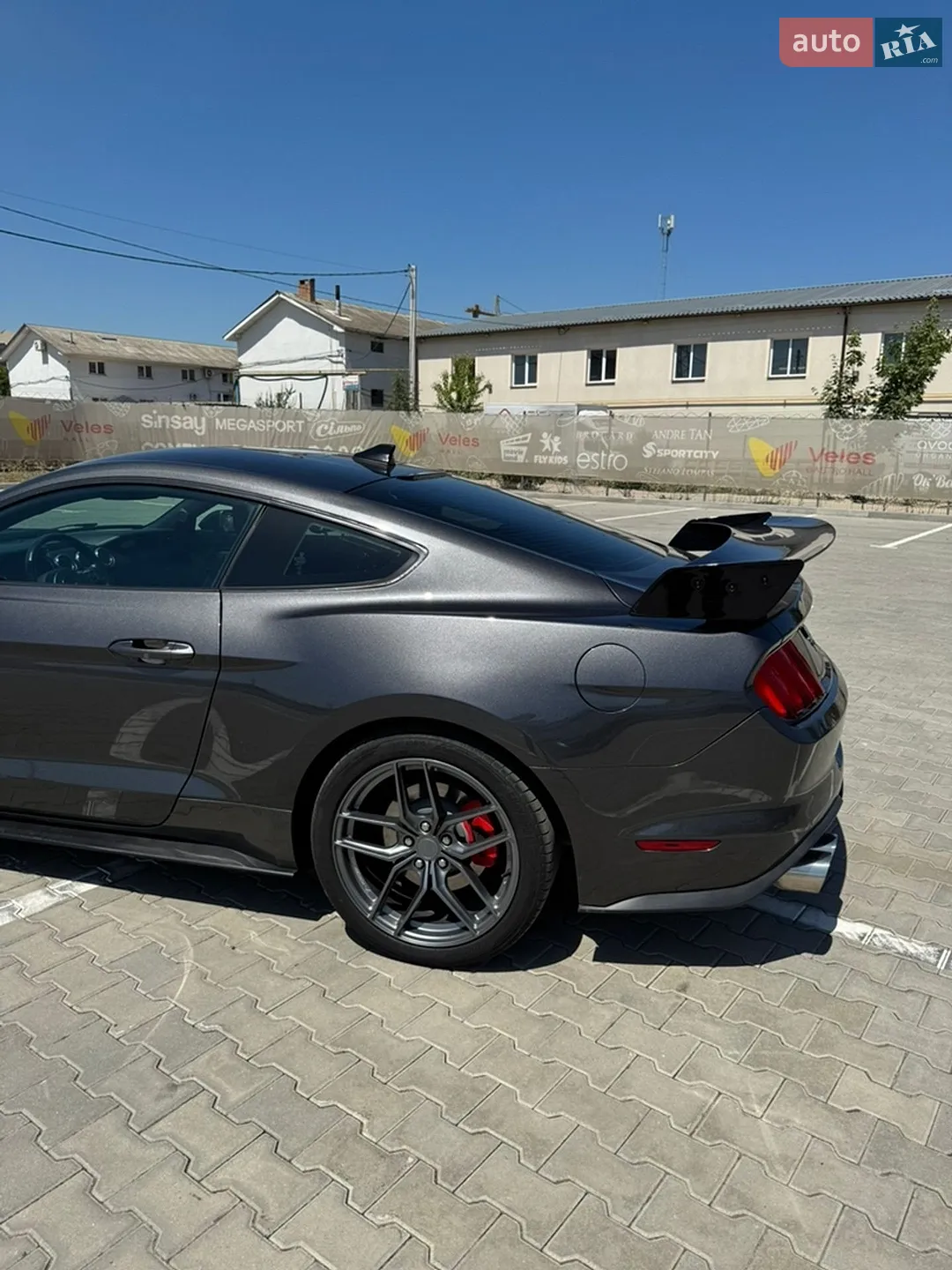2017 Ford Mustang - мініатюра 4