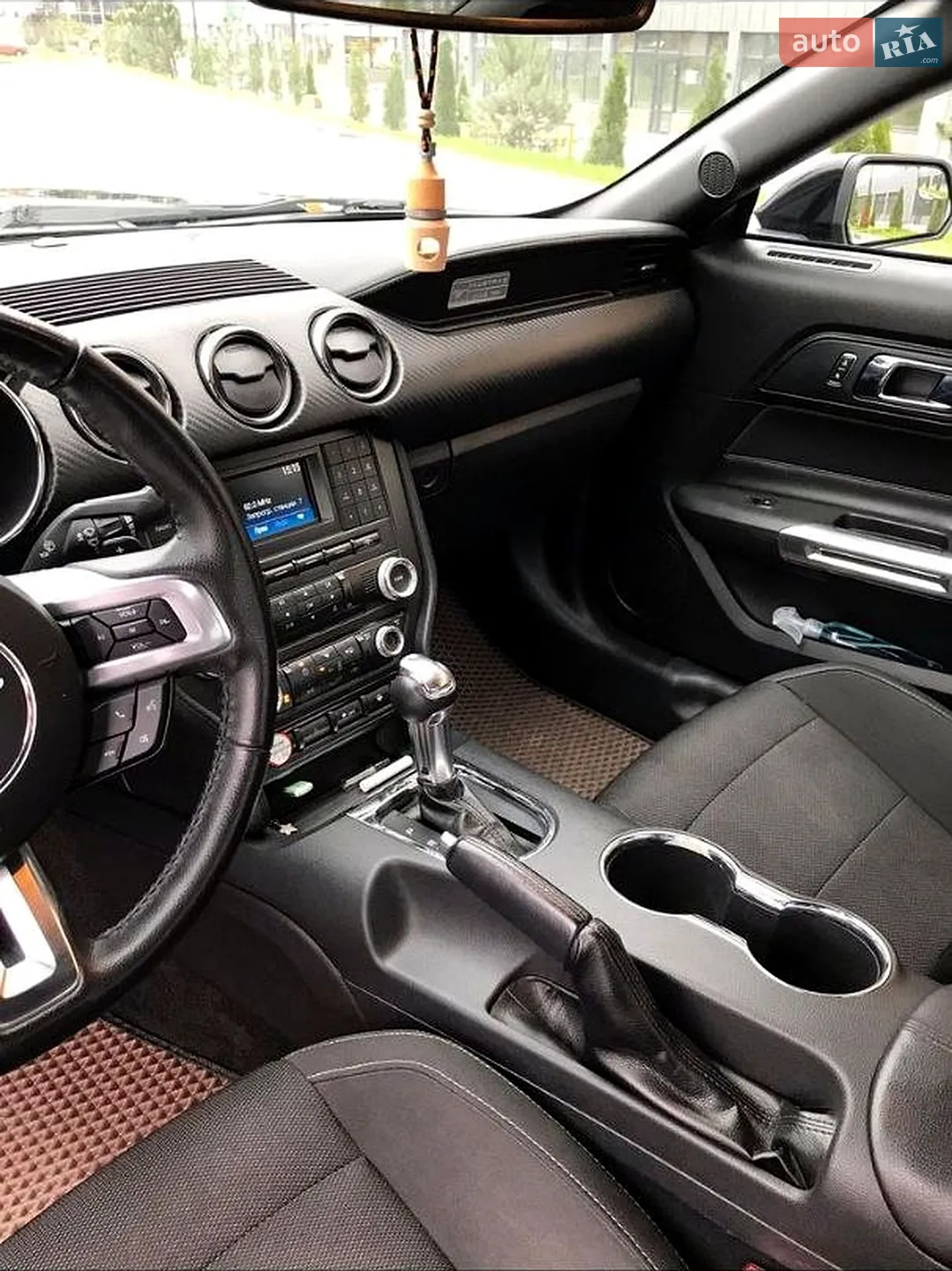2015 Ford Mustang - мініатюра 11