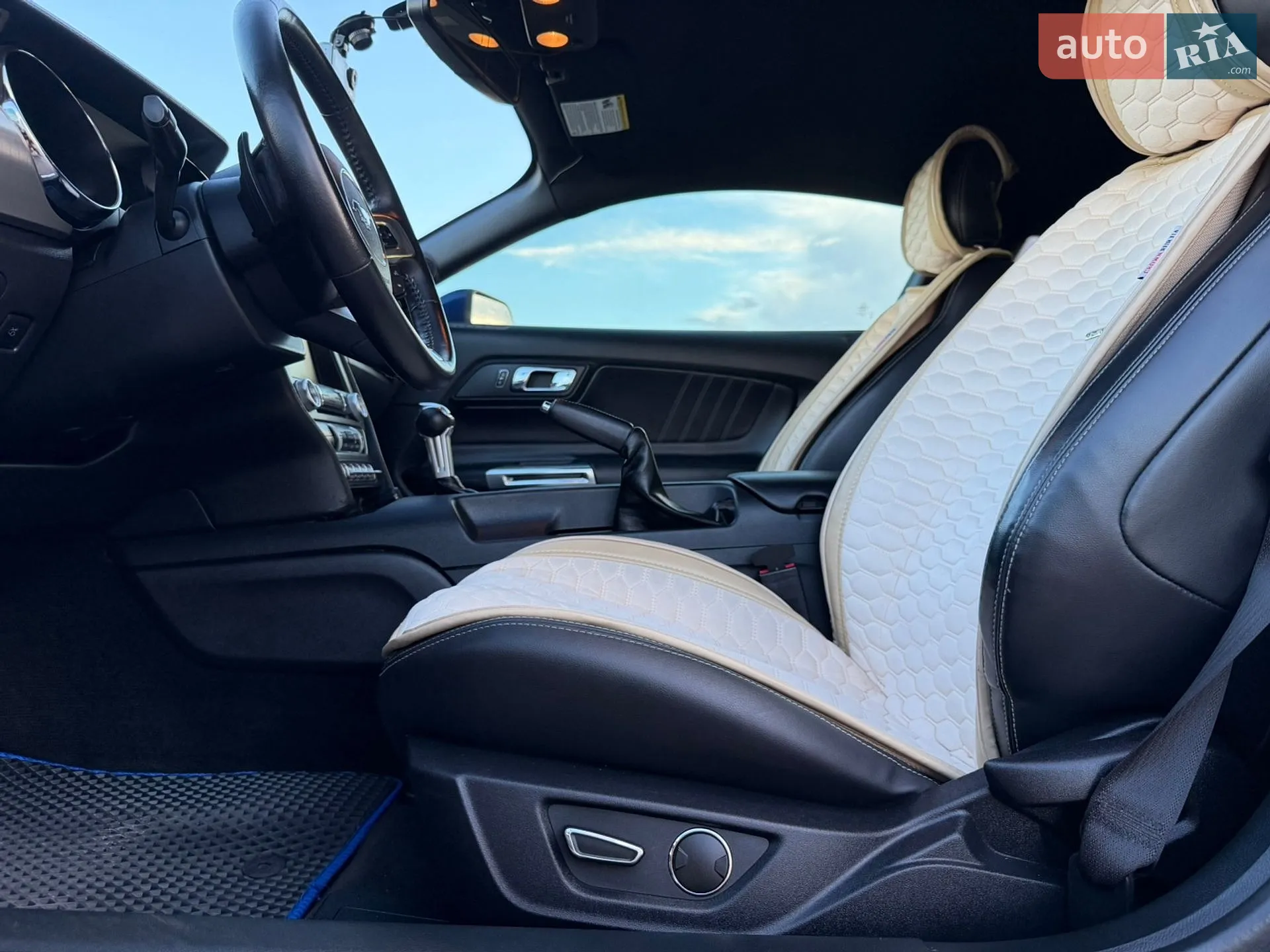 2015 Ford Mustang - мініатюра 28