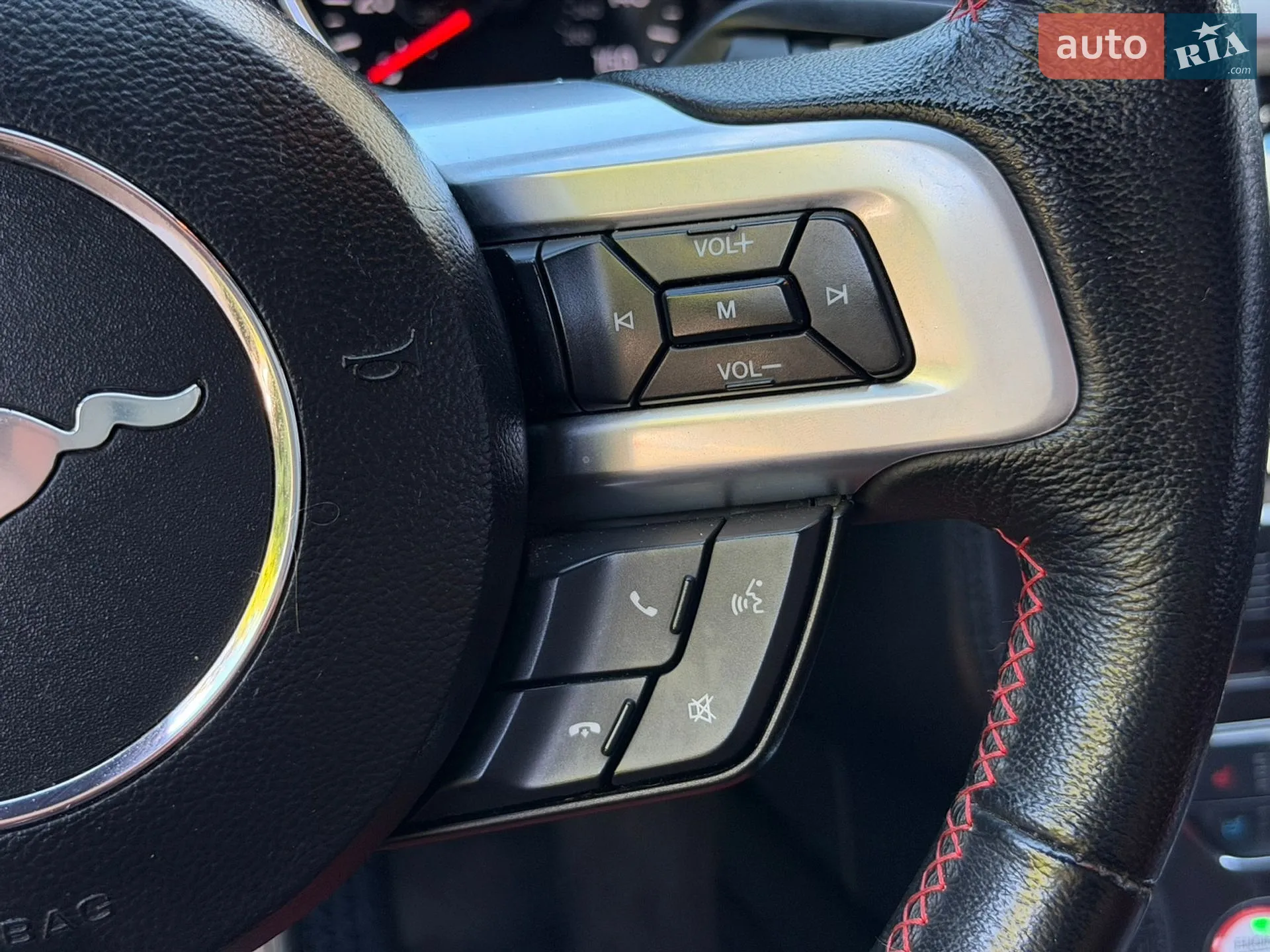 2015 Ford Mustang - мініатюра 41