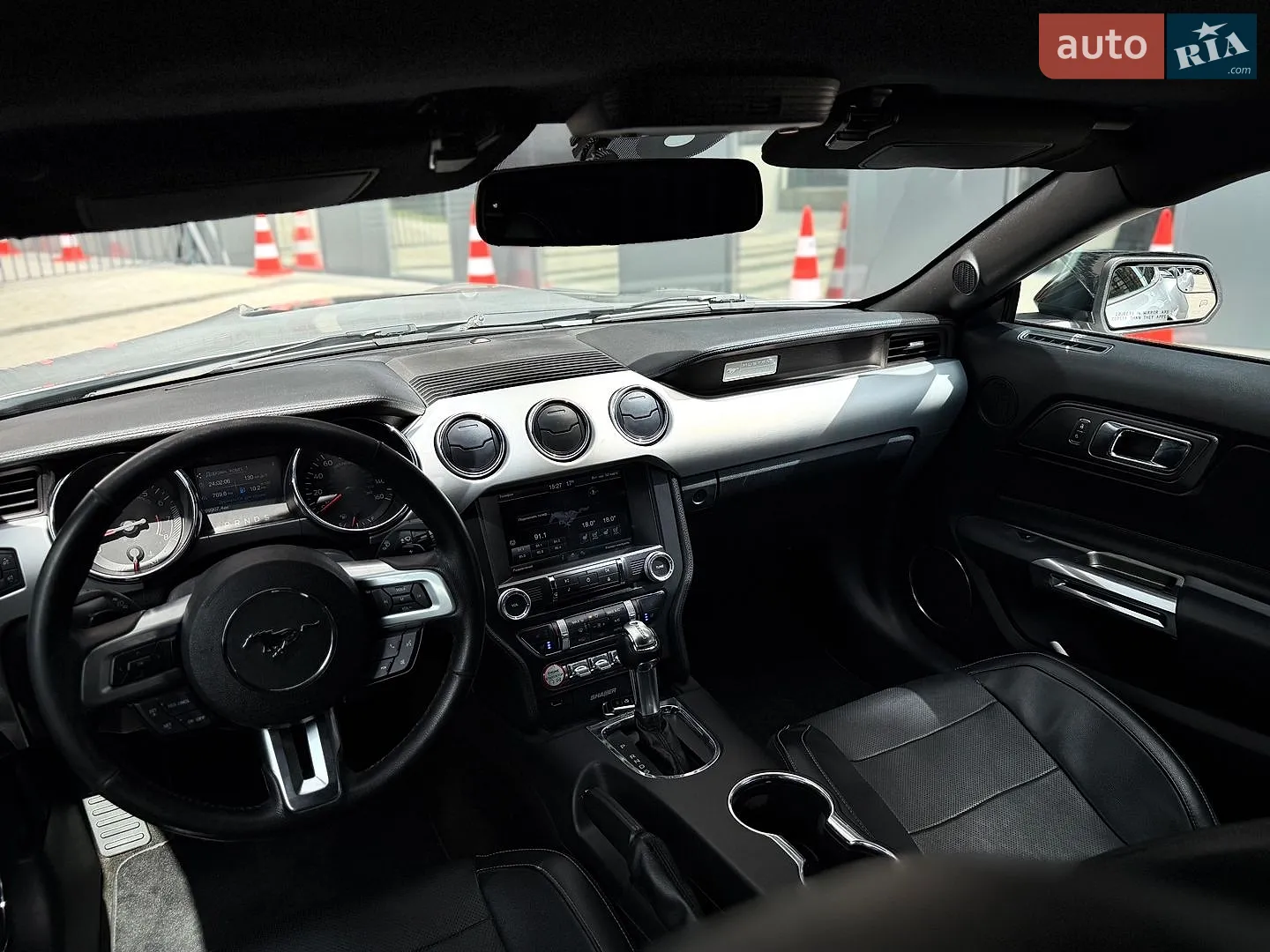 2015 Ford Mustang - мініатюра 12