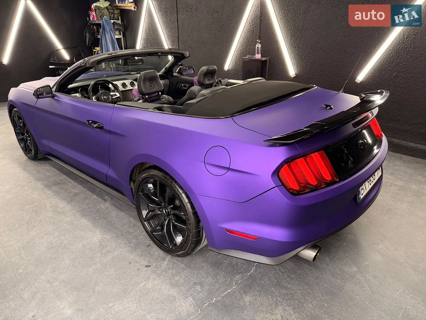 2015 Ford Mustang - мініатюра 9