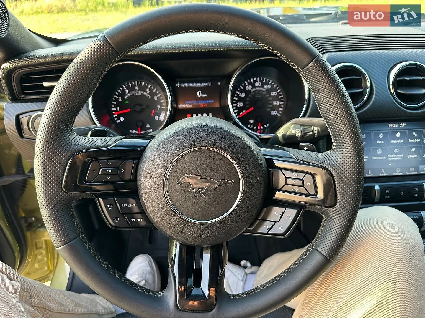 2015 Ford Mustang - мініатюра 9